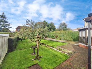 Photo 7- click for photo gallery